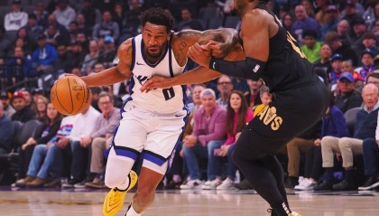 德罗赞27分莫布利31+10 国王爆冷送骑士三连败