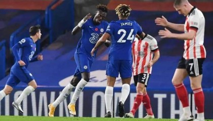 法甲焦点战：朗斯剑指欧战，兰斯全力保级