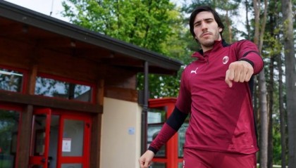 赌王传奇人生！24岁托纳利：意乙+意甲冠军+禁赛10月+联赛杯冠军